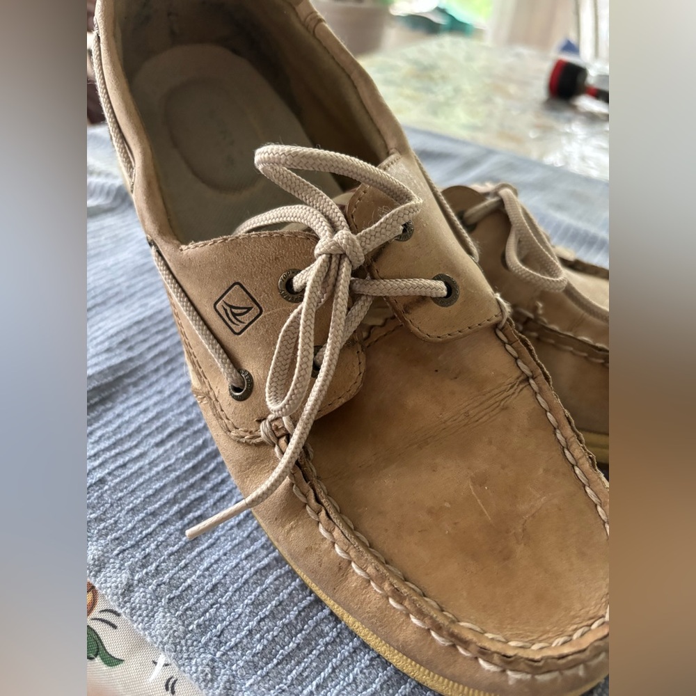Sperry Women's Tan Leather Loafers Size 8.5.